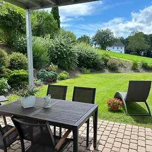 Ruhige Mit Terrasse Fuer 2 Personen Vohenstrauss